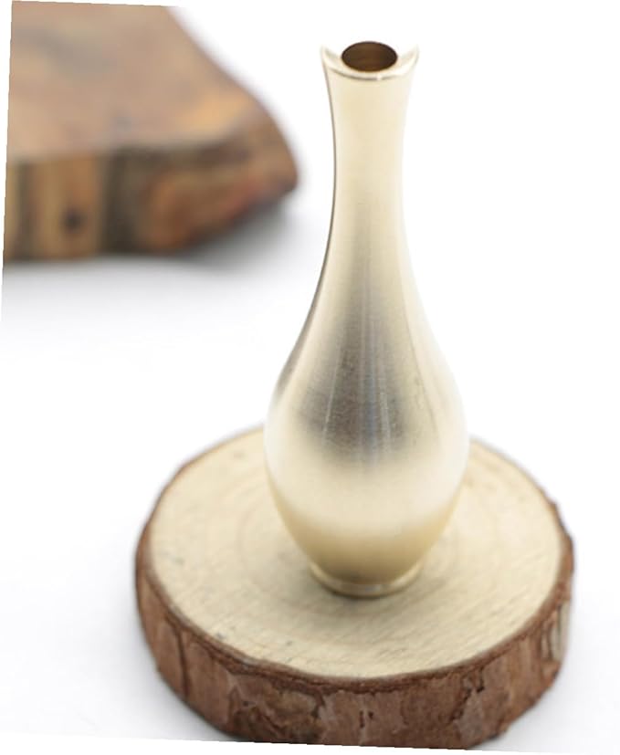 TOYANDONA 2pcs Mini Brass Vases Small Decorative Flower Containers for Table Wedding Living Office Modern Chic Design Easy to Clean Stylish Home Decor