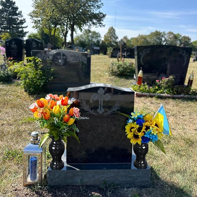 Cemetery Vase, Granite Grave Vase Polished, Black Memorial Stone Vases with Draining Hole for Home Tabletop, Cemetery Flowers, Grave Headstone Decorations (1pc, Polished Black)
