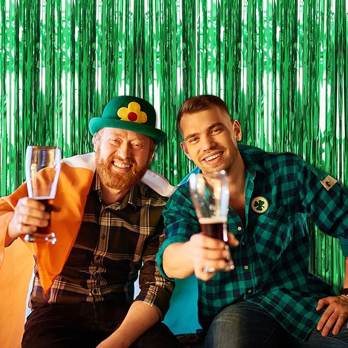 3 Pack Green Backdrop Tinsel Curtain Party Streamers Jungle Party Decorations Foil Fringe Green Backdrop for Birthday Christmas Dinosaur Animal St Patrick's Day Football Party Decorations